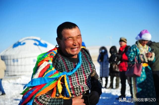 蒙古为什么爱摔跤,蒙古摔跤为什么有那么奇怪的动作