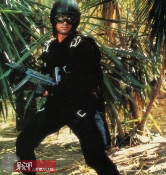 你大爷还是你大爷抗日神剧名场面,美国越战老兵和美国警察