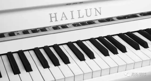 颜值与实力并存的海伦·迪士尼钢琴