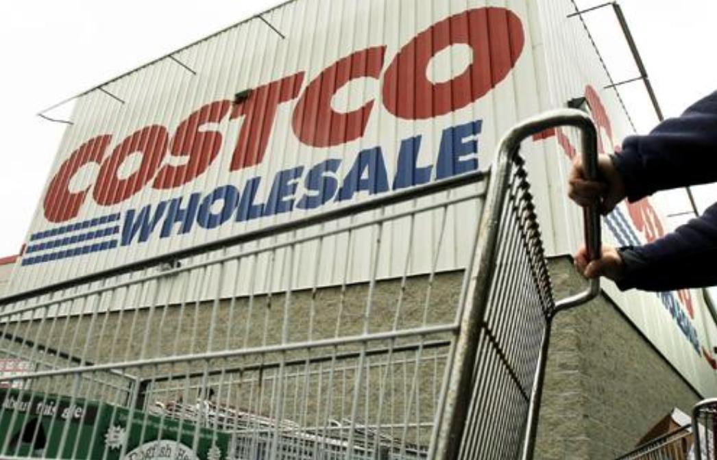 马云跟刘强东的电商生意怎么样,刘强东马云说电商解决就业