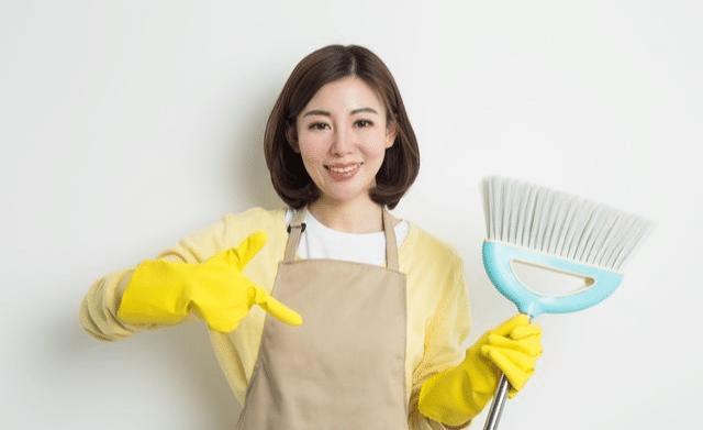 丈夫瘫痪在床妻子找保姆,丈夫瘫痪尿失禁