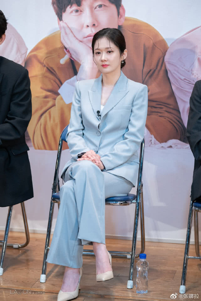 张娜拉在穿搭上有什么过人之处么,20岁张娜拉惊艳的照片