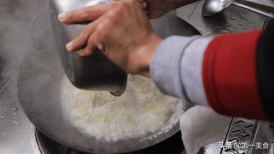 买不到麦芽糖核桃黑芝麻糕,酥脆油炸糖糕