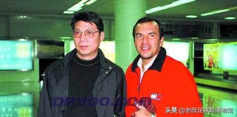 苏牙为什么没上乌拉圭大名单,卡瓦尼上海申花