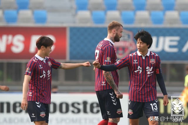 疯狂的足球最新一期视频,疯狂足球10大射门