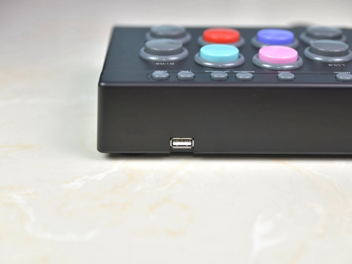 格斗游戏和模拟器,莱仕达pxn-0082怎么连接电脑