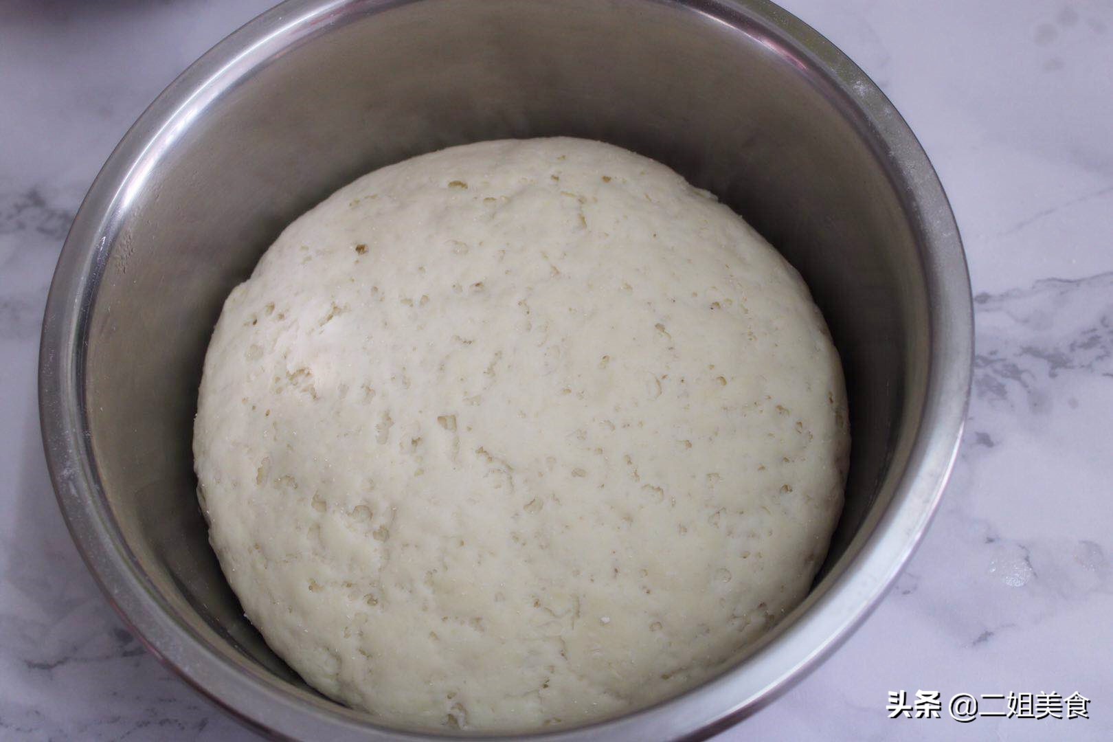 豆角肉包子的包法和发面全过程,做豆角包子豆角需要用水焯一下吗