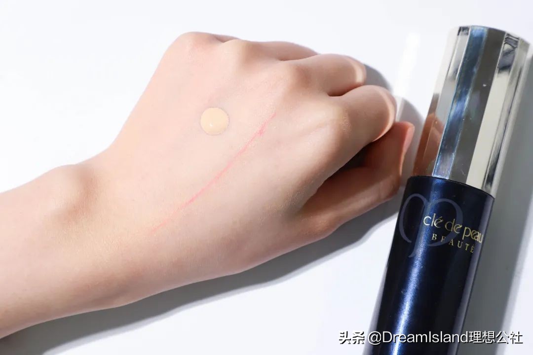 公认1000元左右贵妇级粉底液对比,带妆12小时的粉底液测评对比