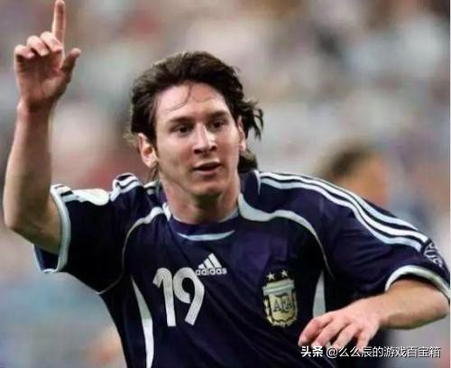 巴西队谁踢球最厉害,巴西队最出名的足球球员