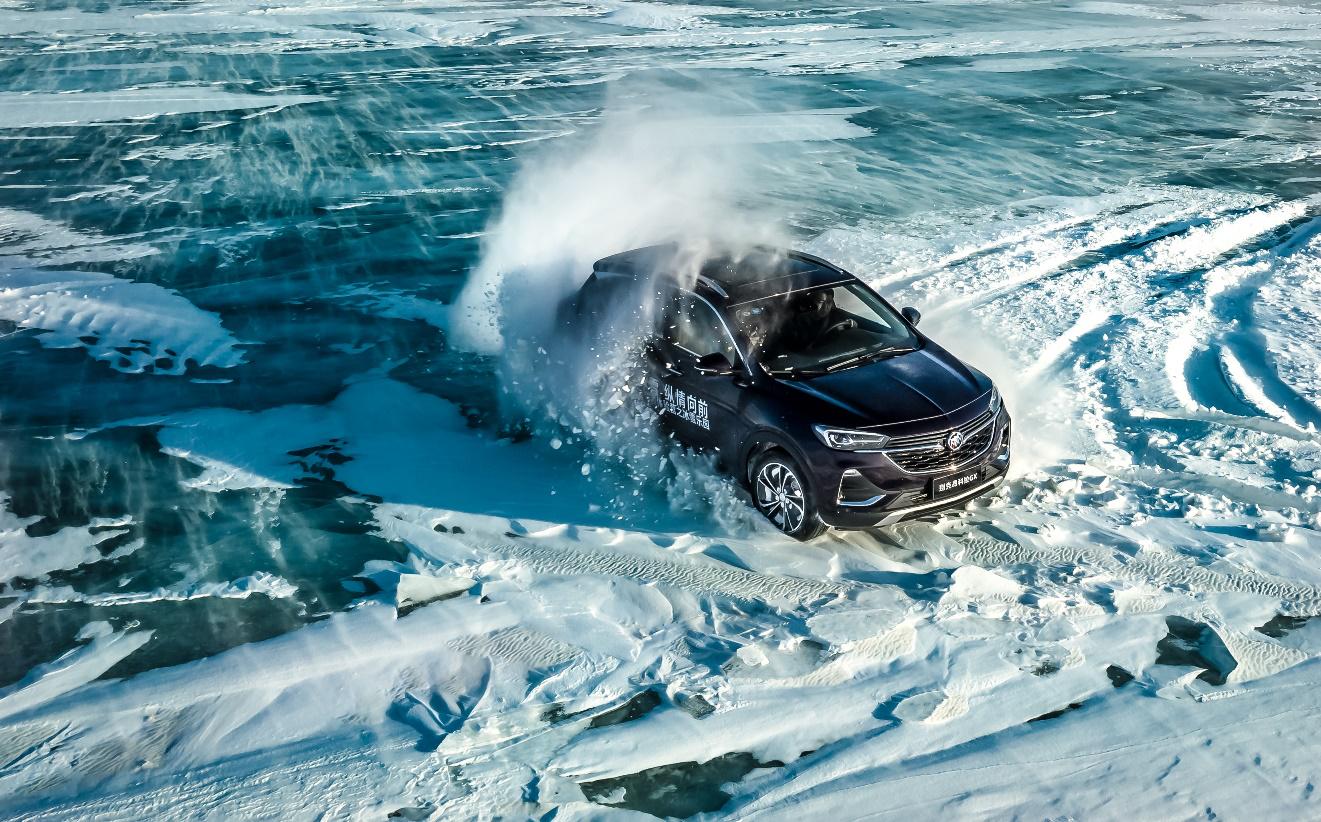 虽然雪已经化了，但可以分享的乐趣还有很多——试驾别克昂科旗