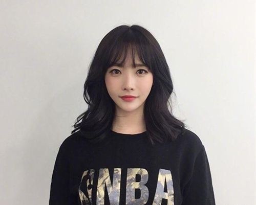 圆脸女生适合的发型有哪些,适合圆脸女生的发型有哪些