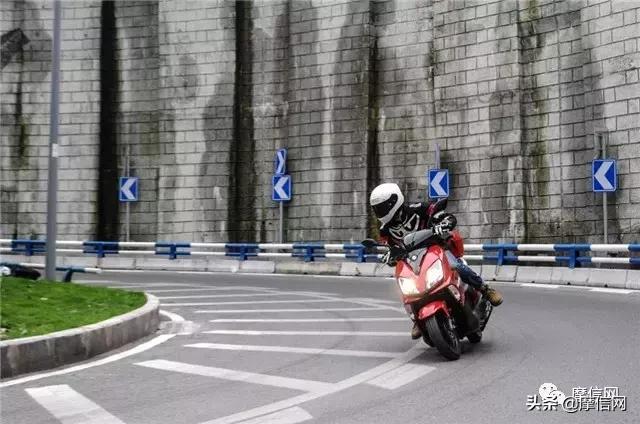 济南铃木uy125性价比怎么样,济南铃木uy125买什么色好