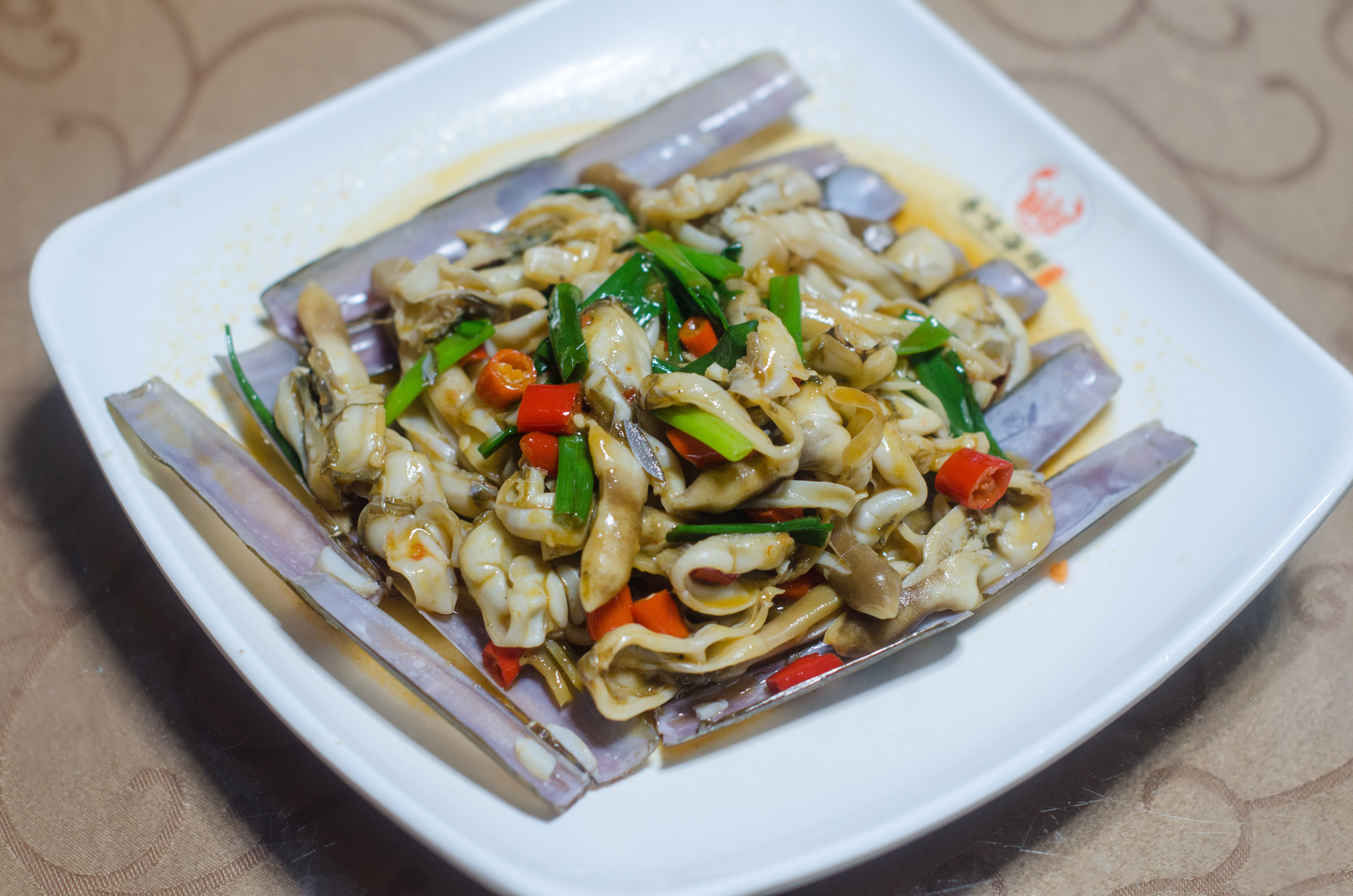 海南三亚旅游消费高不高呢,海南三亚旅游消费高不高