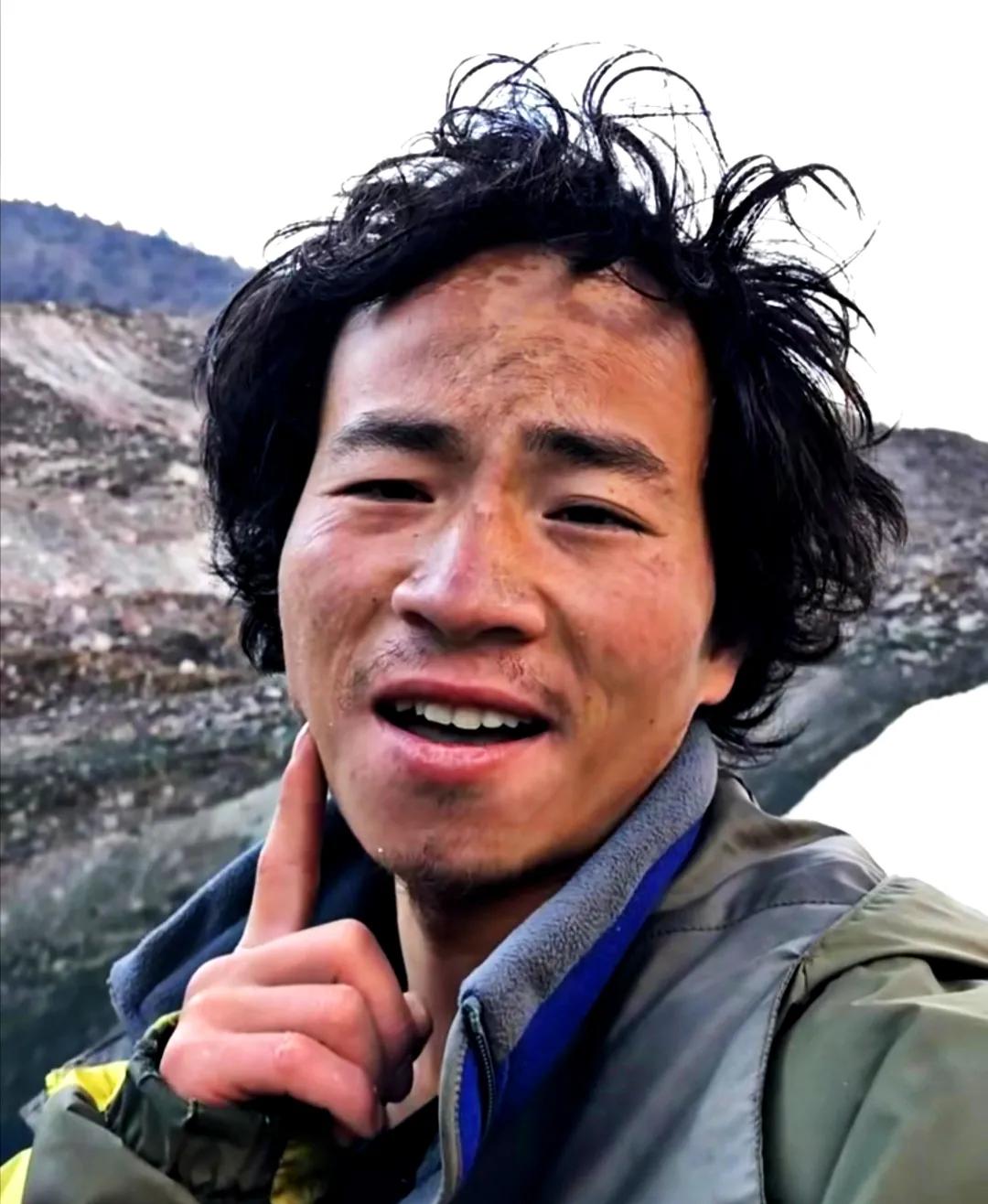 永远的冰川勇士气候英雄，他是喜马拉雅之子*藏西**冒险王