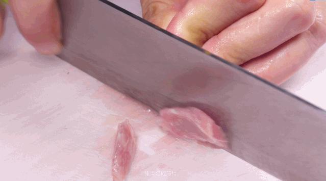 宝宝不吃菜只吃肉怎么解决,宝宝只吃肉和菜不吃米饭可以吗