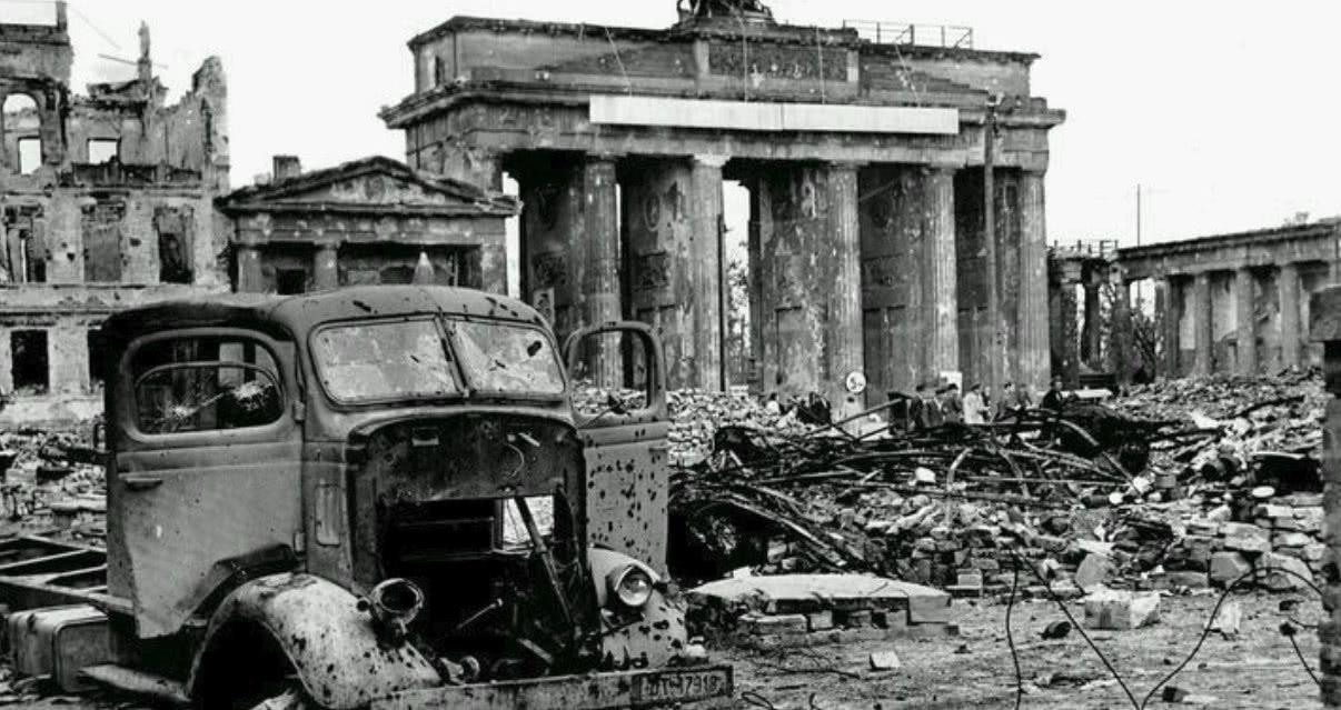 二战冷战是什么时候结束的,铁幕演讲标志着拉开了冷战的序幕