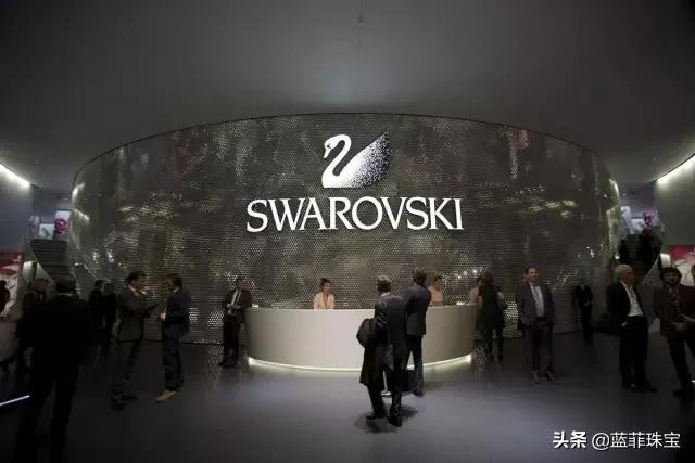 施华洛世奇是不是银饰,施华洛世奇元素水晶是什么