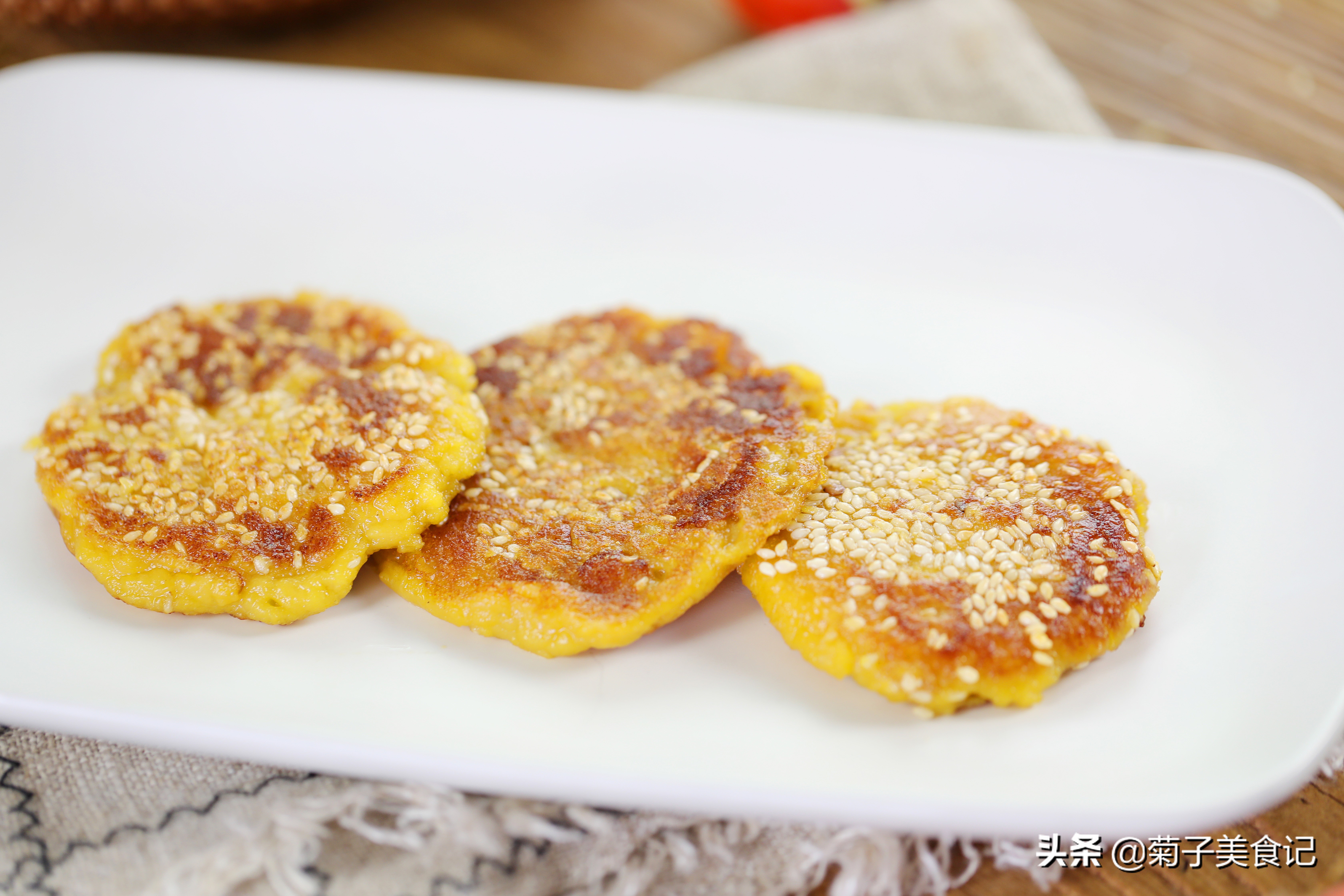 柿子饼空腹吃行吗,脆柿子可以做柿子饼