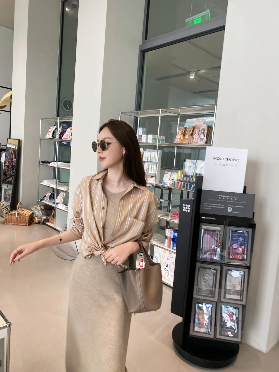 5套秋季穿搭简单时髦又漂亮哟,初秋30-40岁穿搭