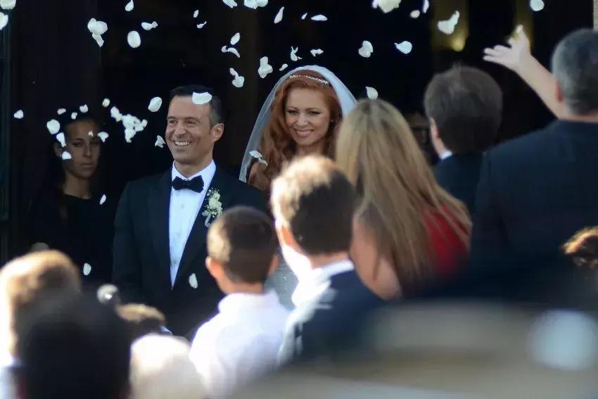 狼队产业,狼队的商业版图