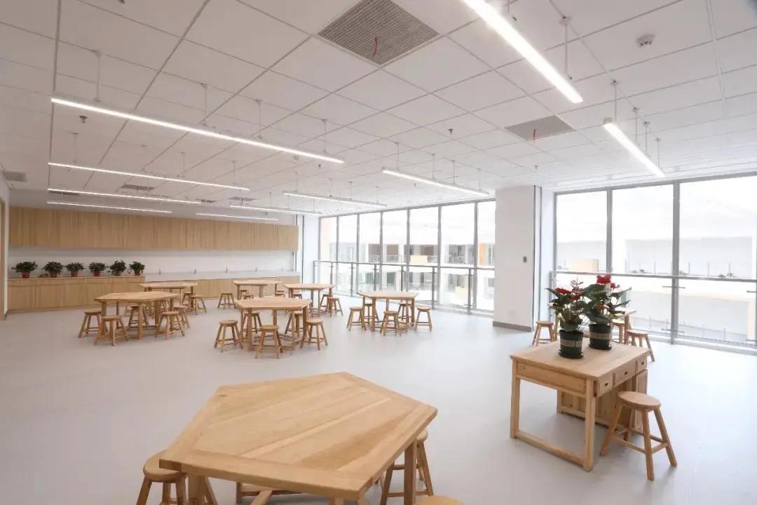 颜值冲锋，实力断后！一大批新学校曝光，太“刷脸”了