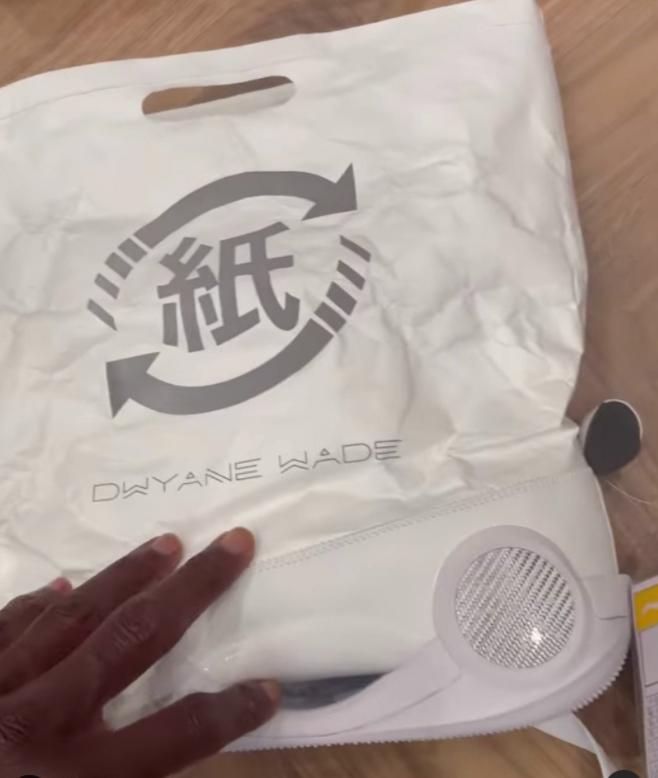 安踏儿童跑鞋哪个系列最好,安踏和耐克儿童篮球鞋对比