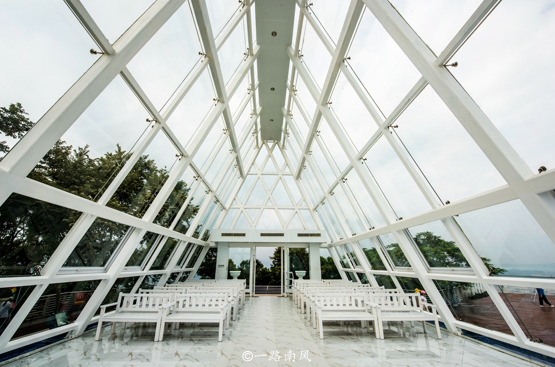 北方冬天去三亚避寒,为什么冬天东北人都去三亚