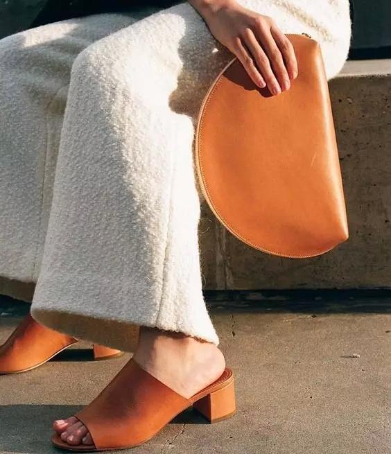 你会买鞋么,鞋子不跟脚是买大了吗