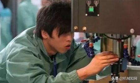 在车间做数控有前途吗,三十多岁干数控有前途吗