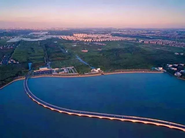 在上海拥有这样一个露台多幸福,在上海有一种温暖叫邻里互助