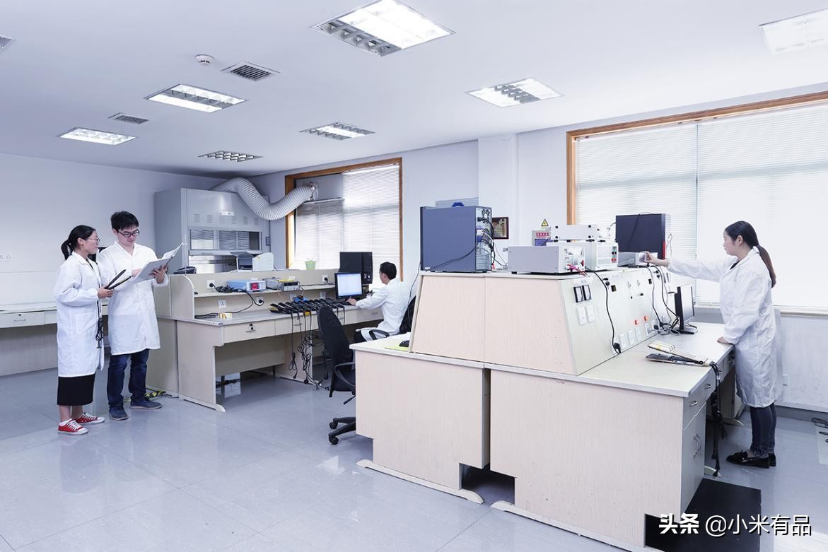 小米可折叠蒸汽挂烫机,小米手持挂烫机即熨即穿轻巧便捷