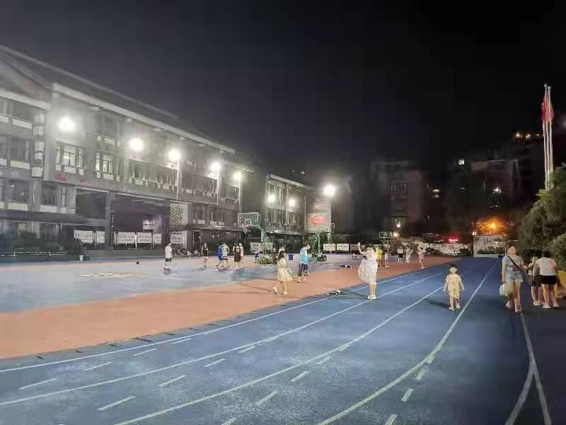 红花岗区体育馆活动,遵义红花岗体育馆跑道开放吗