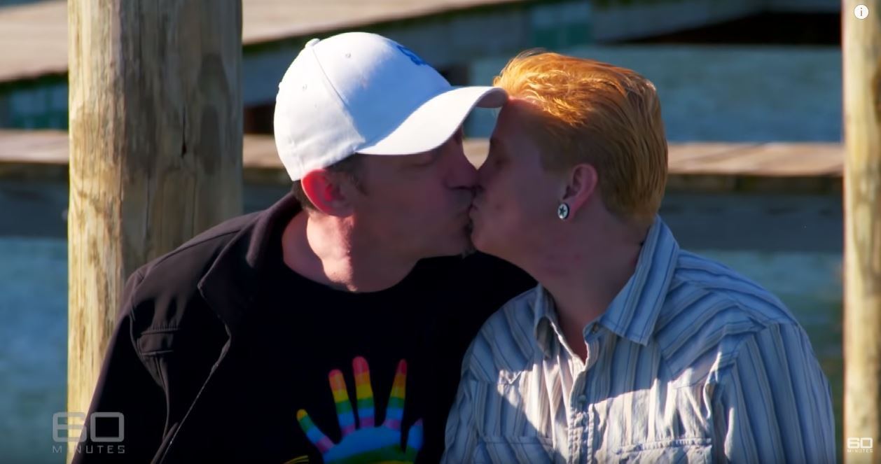 母子变身成父女,母女变闺蜜父子变成兄弟