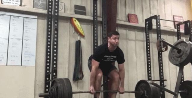 女性在家练背部肌肉最佳的动作,瑜伽训练背部肌肉的动作有哪些