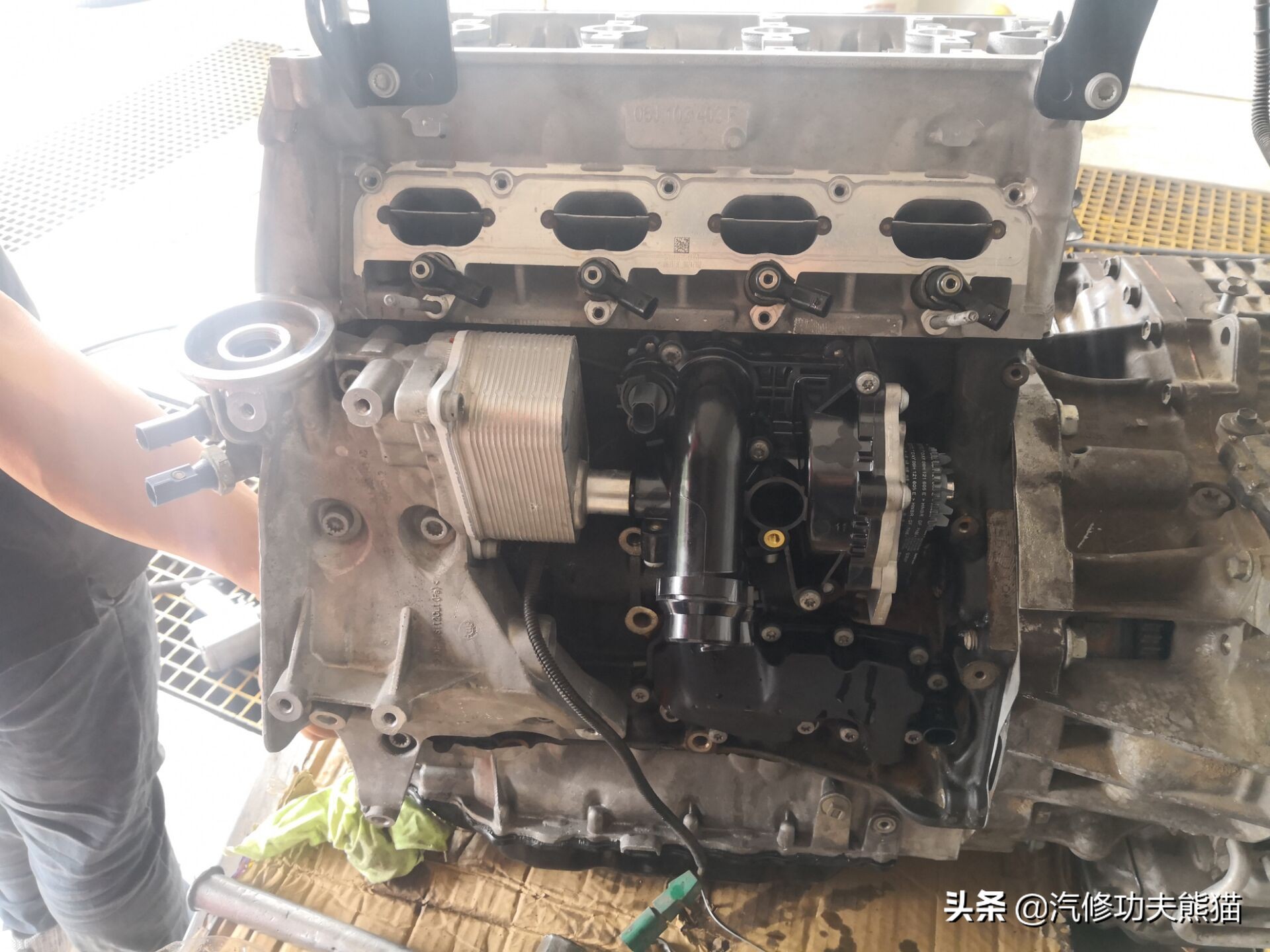 大众途观发动机烧机油维修多少钱,2010款大众途观严重烧机油