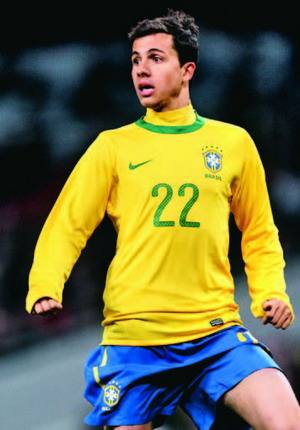 足球卢西奥技术特点,卢西奥为什么不参加世界杯