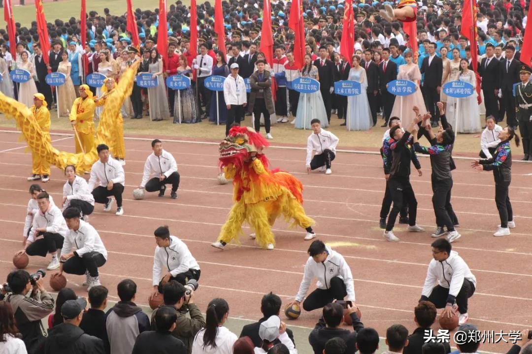 郑州大学阳光运动会800米,郑州大学春季运动会