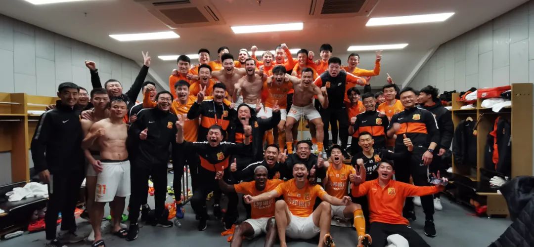 武汉卓尔客场胜广州恒大,武汉卓尔战胜青岛视频