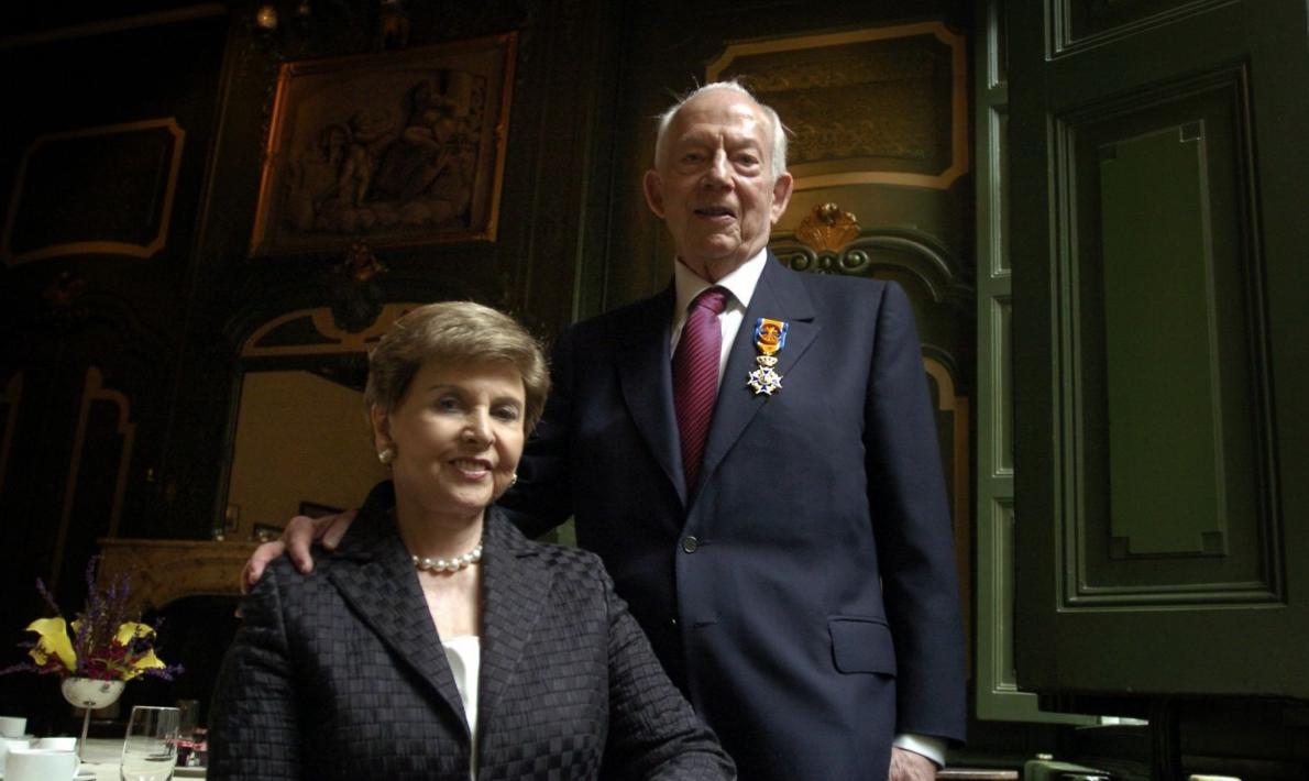 一片止疼药让博物馆头疼，该不该放弃赛克勒家族这个捐赠大户