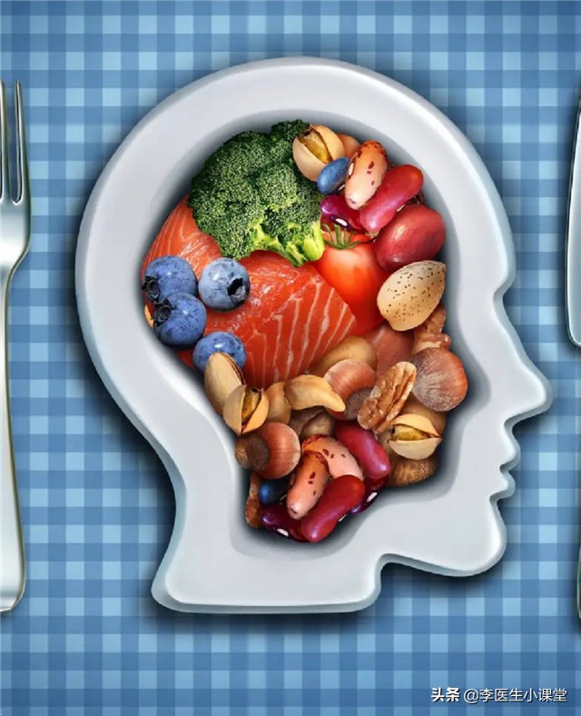 预防脑梗怎么补充叶酸和维生素b12,老年人补充叶酸预防脑梗有讲究