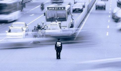 为什么pc游戏不如ps游戏,为什么pc游戏性价比那么低