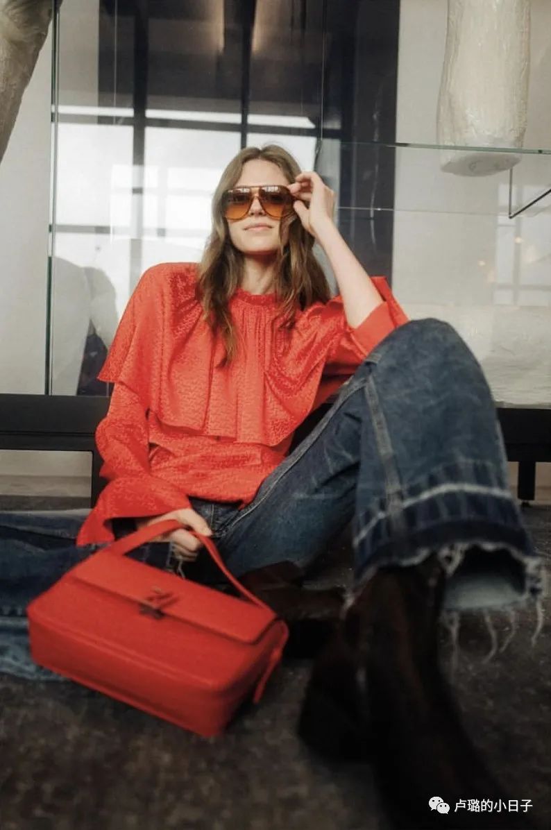 法国女性必买的衣服,真正时髦的巴黎女人到底在穿什么