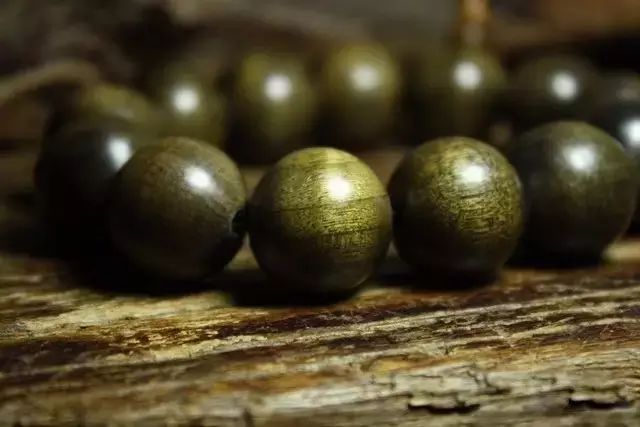 紫檀黄花梨金丝楠鉴别方法,海南黄花梨与花奇楠的鉴别