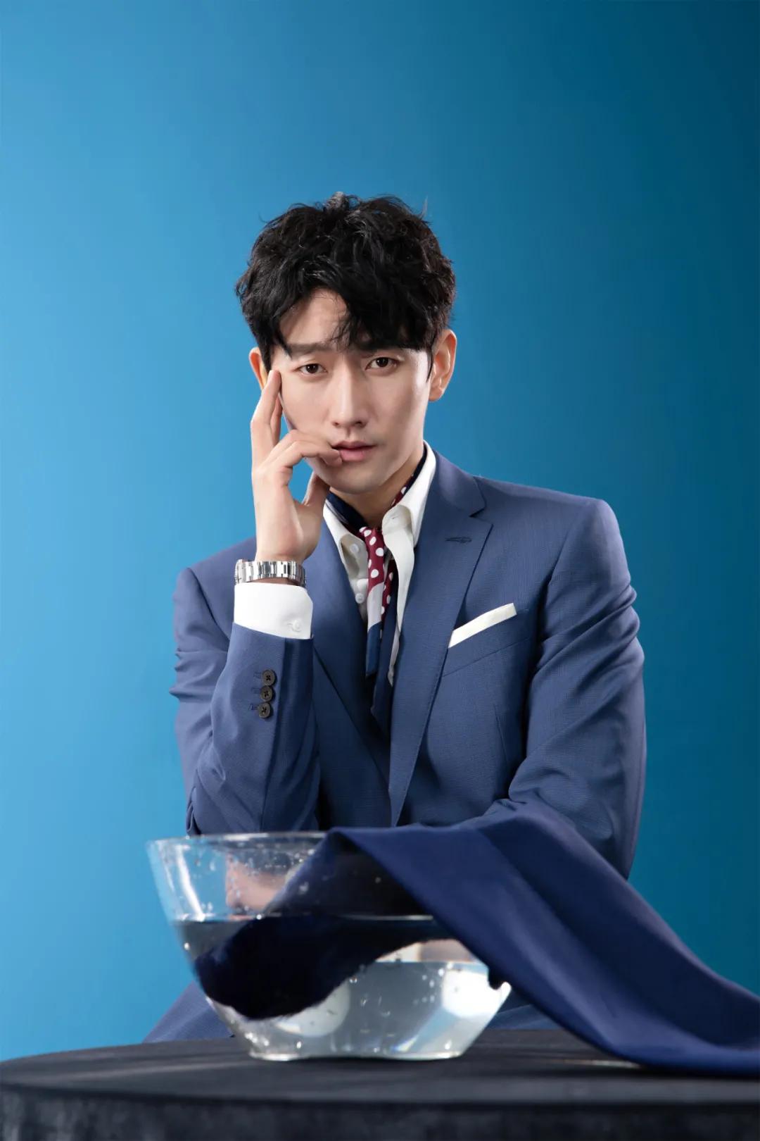 教你如何正确打理你的西装,久不穿的西装怎么打理