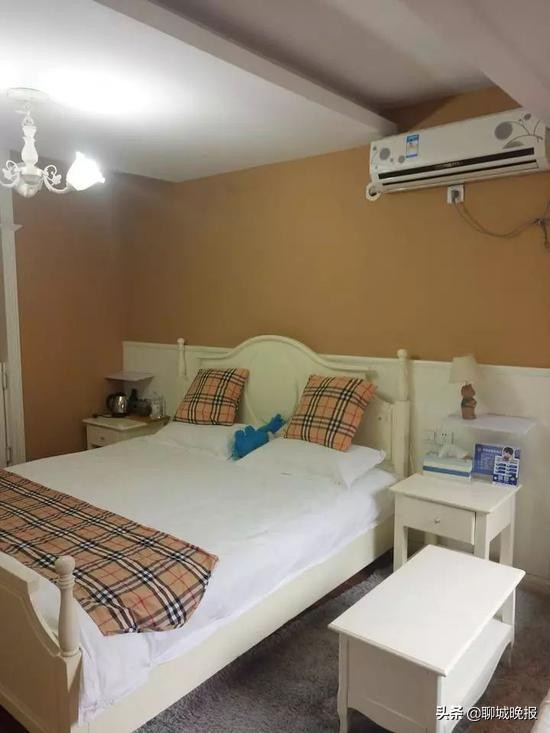 凌晨2点文艺女青年入住民宿，开口一句话把前台吓到