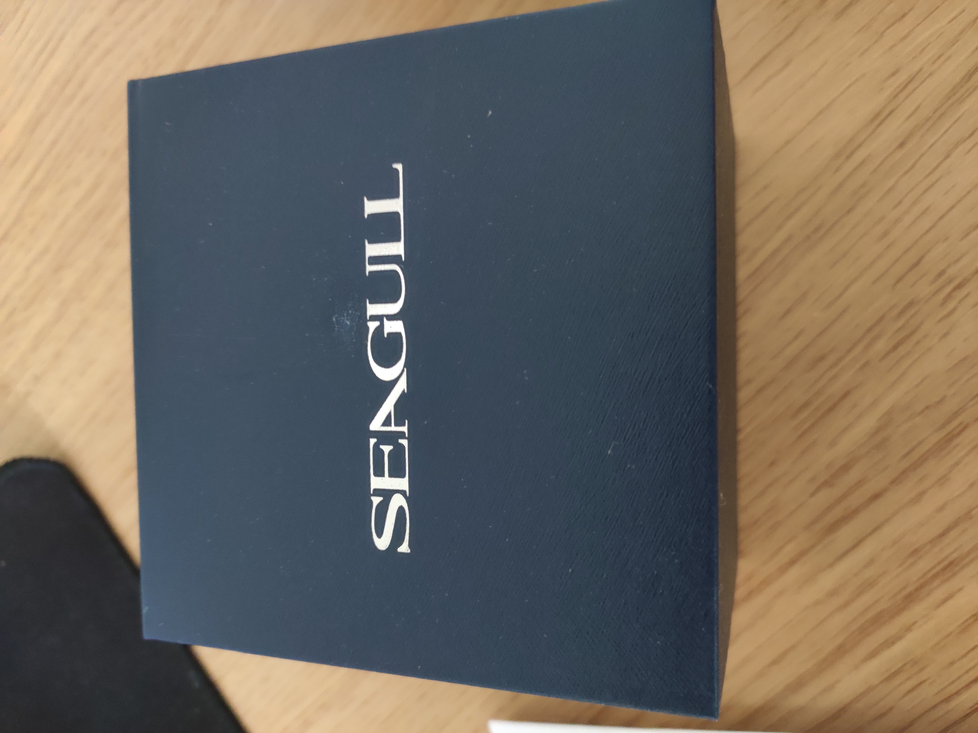 野狼机械表对比海鸥机械表,精工机械表和海鸥机械表哪个好