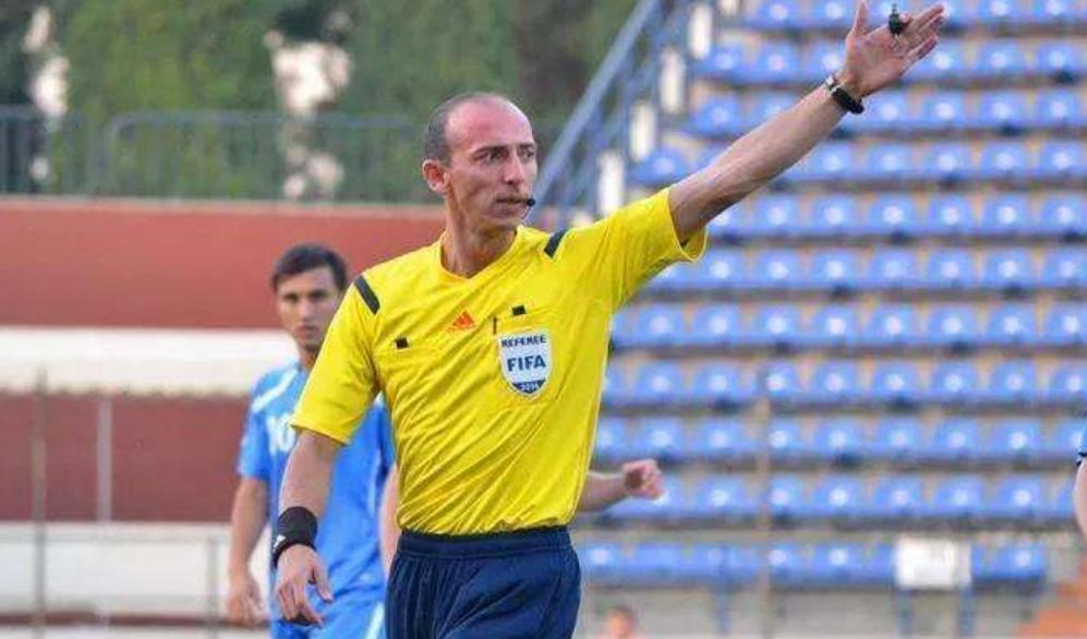 定了！国足世预赛生死判官：一个绝对菜鸟，一个明显偏主队