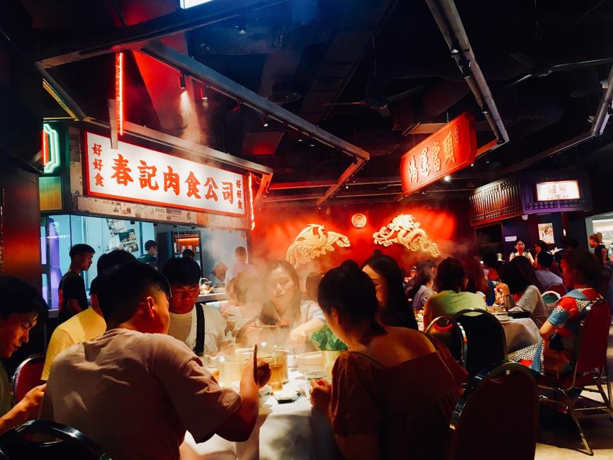 一边写一边流口水,红谷滩这些店可要好好的啊,脱下口罩我就来