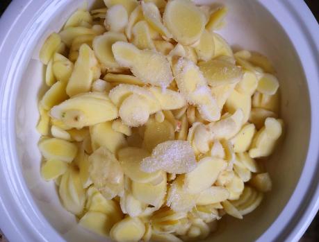 夏天吃醋泡姜怎么做,醋泡姜健脾养胃