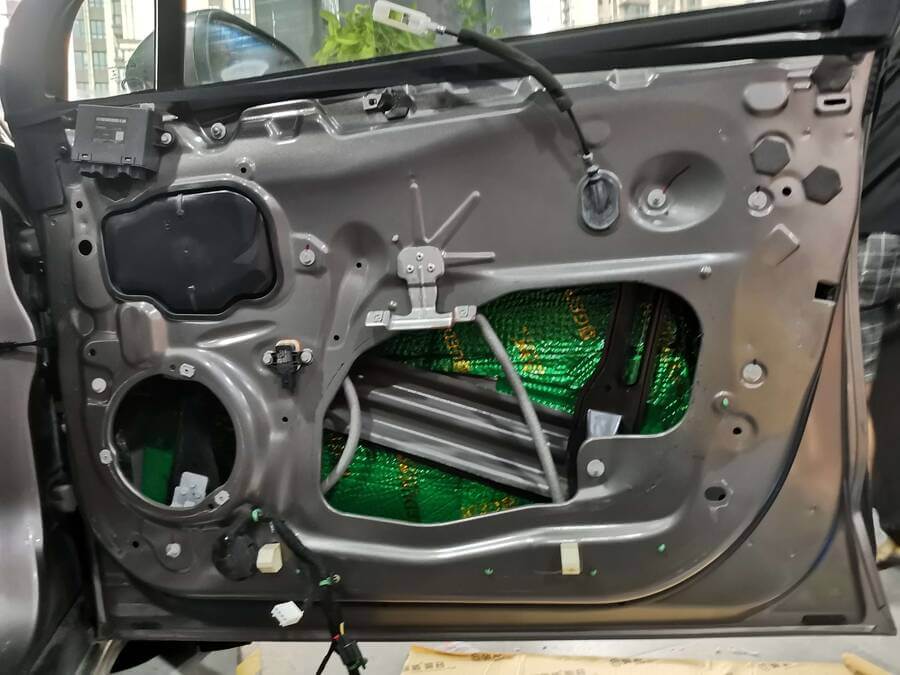 蒙迪欧改装音响有必要做隔音吗,蒙迪欧发动机隔音改装案例